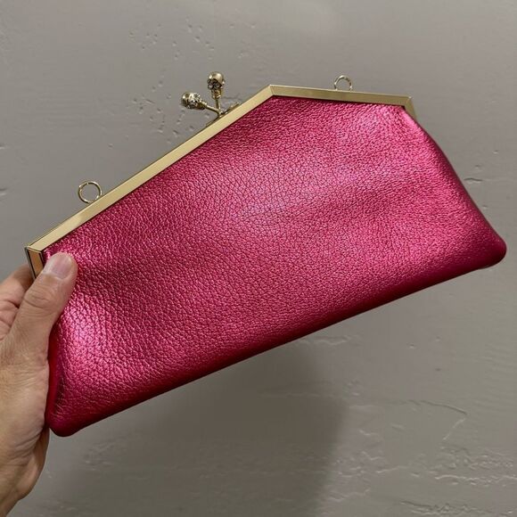 Metallic Magenta Handmade Cowhide leather Unique Frame & Skull Kisslock Purse - Picture 7 of 17